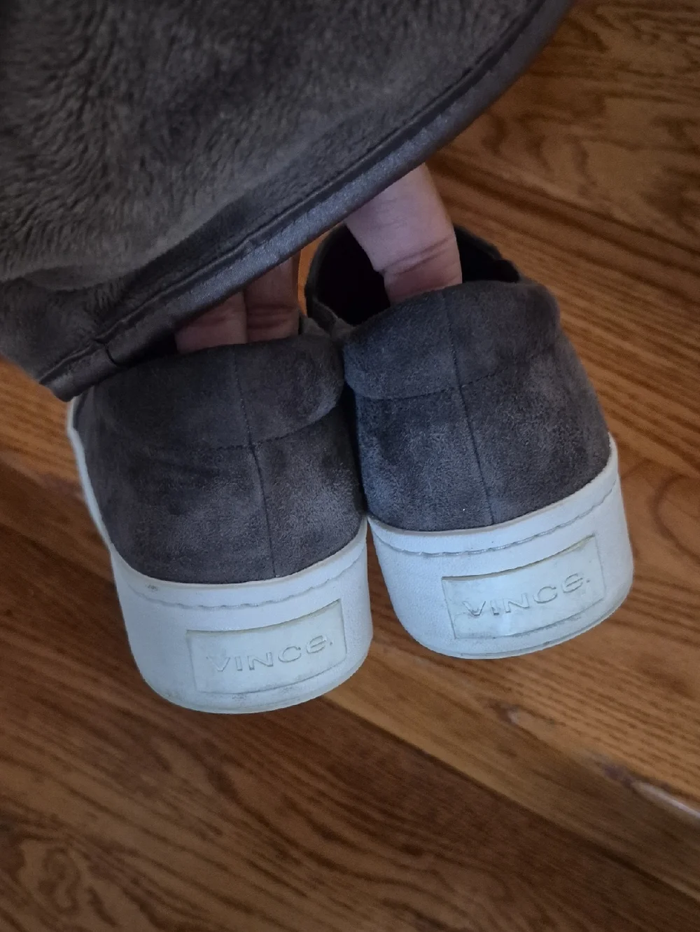 VINCE REAL SUEDE GRAY PLATFORM SKIPPER SNEAKERS EUC SIZE 8 - Picture 5 of 9